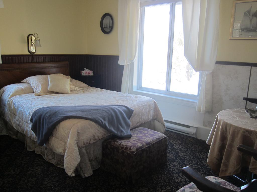 Salmon River Country Inn Head of Jeddore الغرفة الصورة